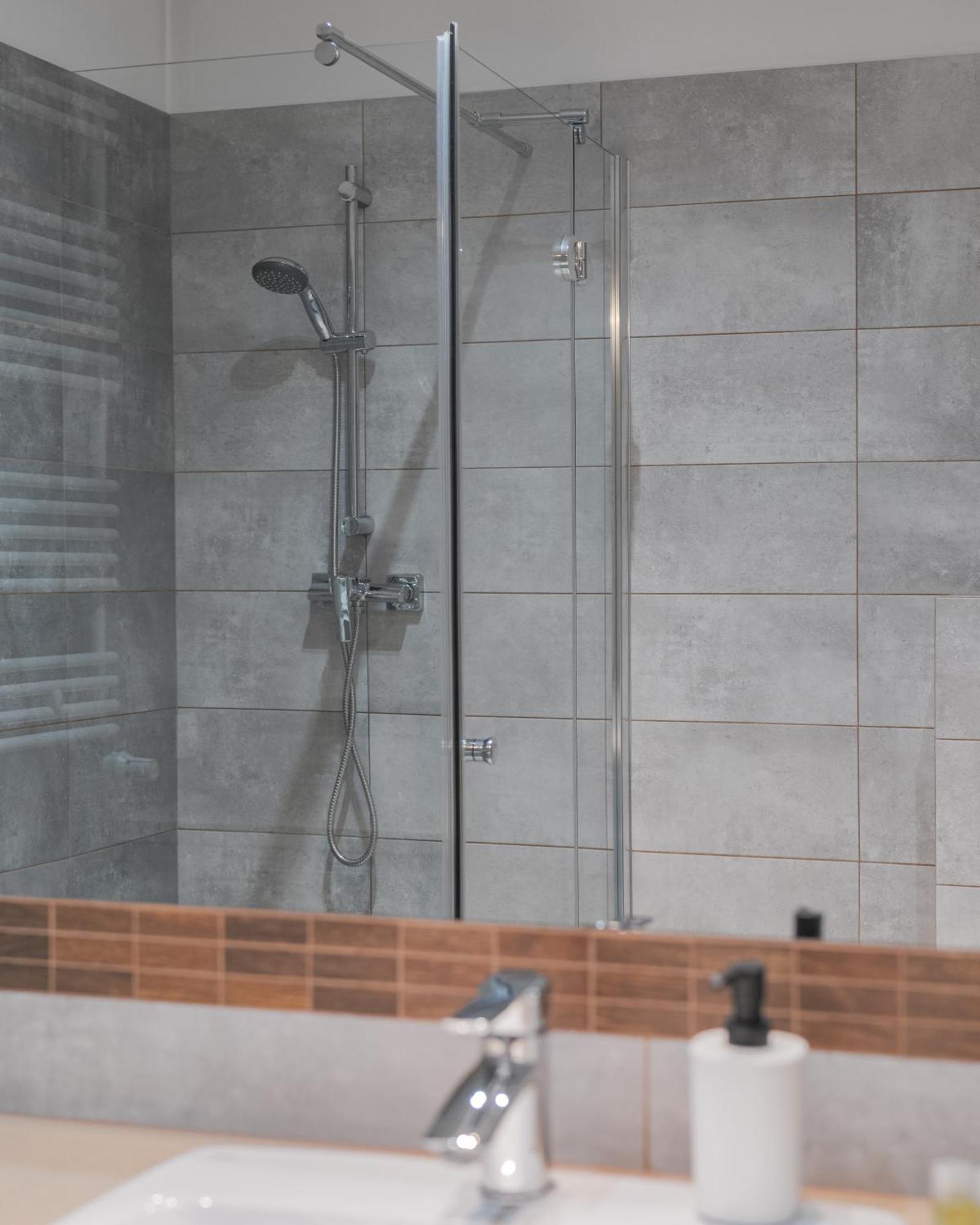 Swarozyca IV - Grysko Apartament'S Szczecin Buitenkant foto